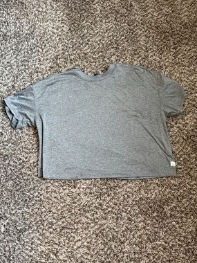 Vuori Heather Gray Relaxed Boxy Tee